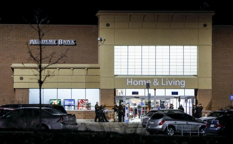 Tiroteio em loja do Walmart nos EUA deixa dois mortos