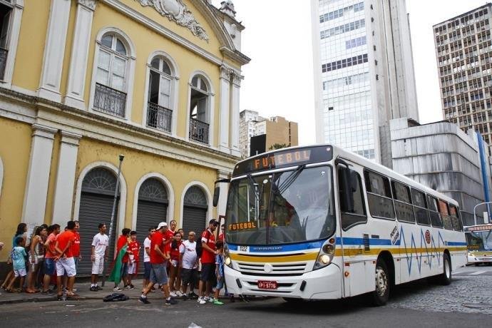 Linha Futebol inicia os deslocamentos para o est&aacute;dio a partir das 17h