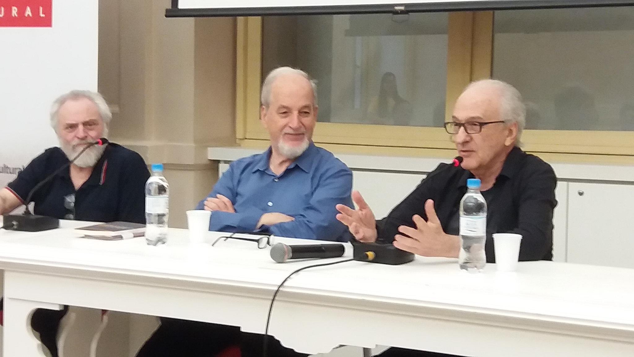 Mesa sobre "Arquitecr&ocirc;nicas" teve participa&ccedil;&atilde;o de Edgar Vasques, Sergius Gonzaga e Cesar Dorfman