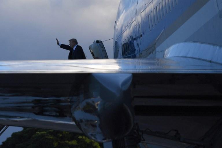 Trump inicia primeira viagem oficial &agrave; &Aacute;sia neste fim de semana