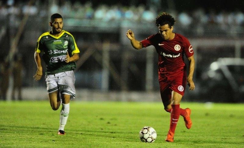 Guto Ferreira valorizou ponto fora de casa