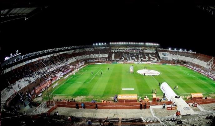 Ainda n&atilde;o h&aacute; defini&ccedil;&atilde;o sobre os ingressos para o jogo contra o Lan&uacute;s, na Argentina