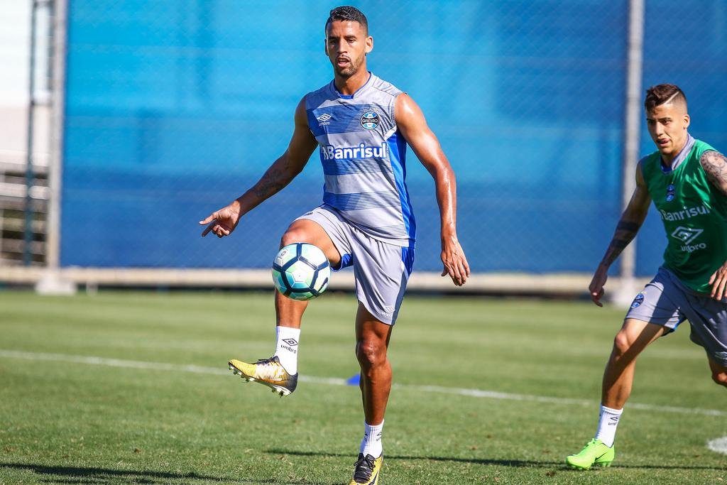 Michel vai jogar contra Ponte Preta pra ganhar ritmo