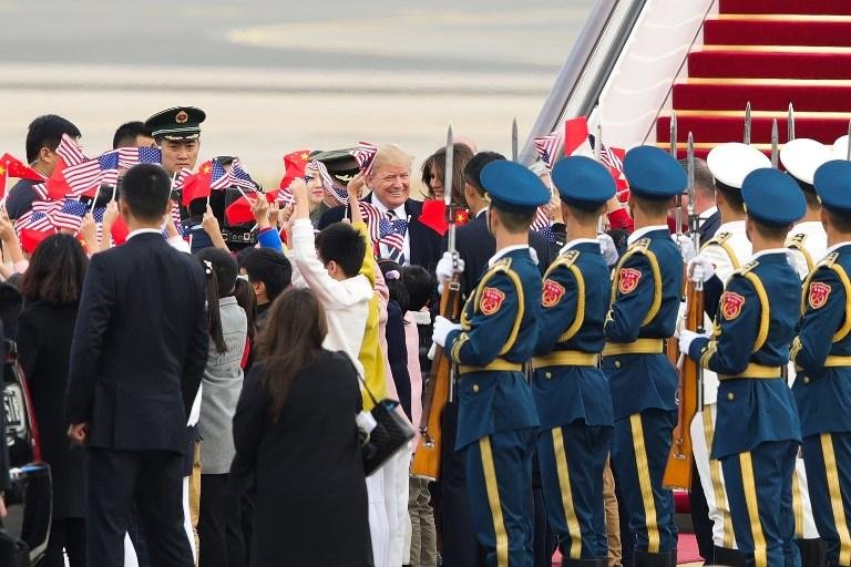 Trump inicia etapa mais delicada de viagem asi&aacute;tica com chegada &agrave; China 
