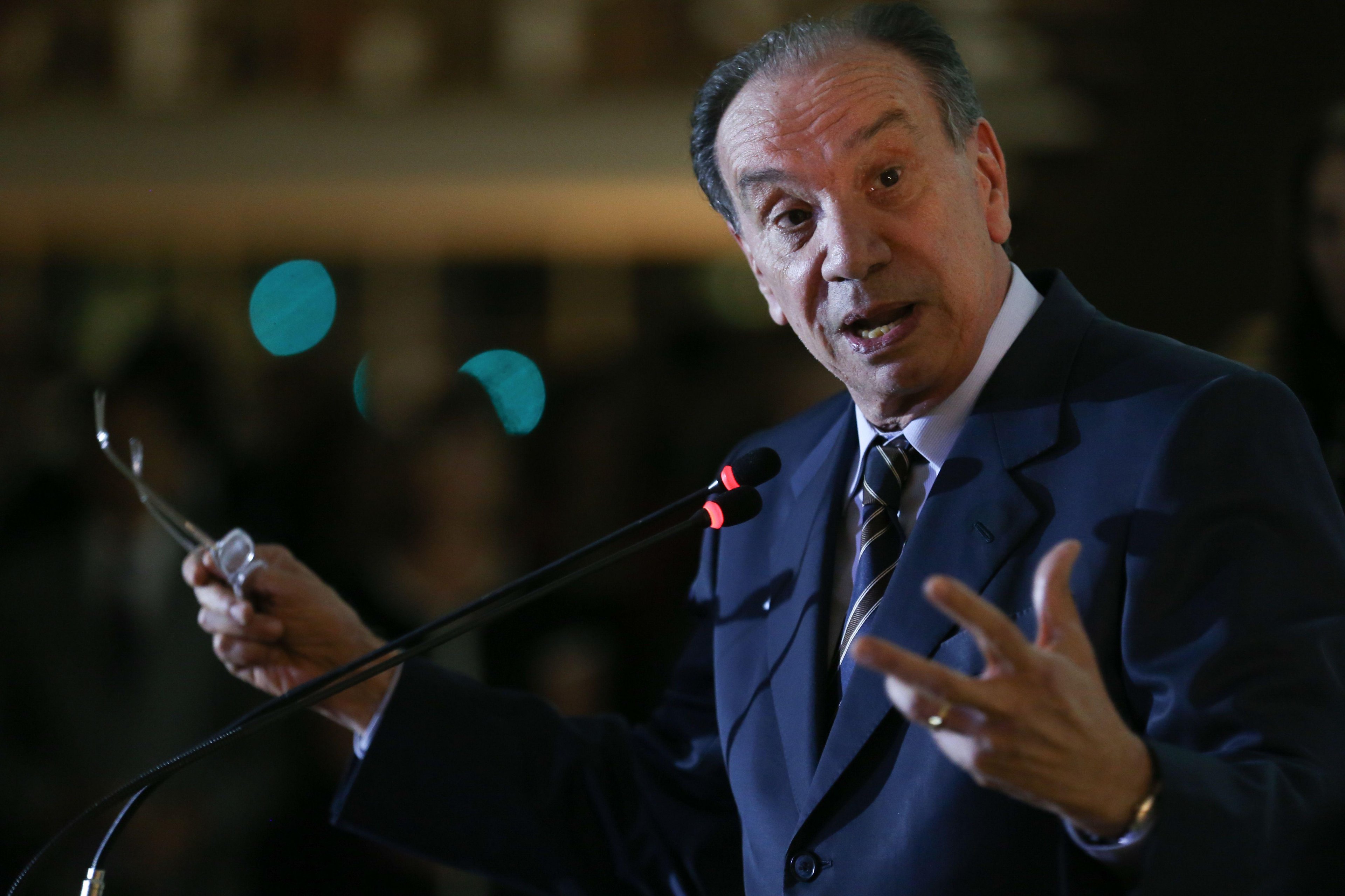 O ministro das Rela&ccedil;&otilde;es Exteriores pediu tamb&eacute;m para n&atilde;o ser ouvido novamente 