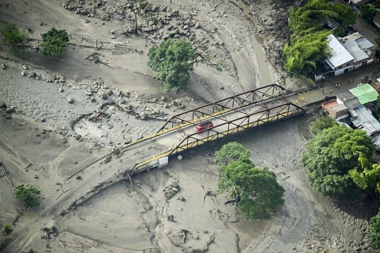 Cheia arrastou troncos e pedras, castigando este munic&iacute;pio de cerca de 30.000 habitantes