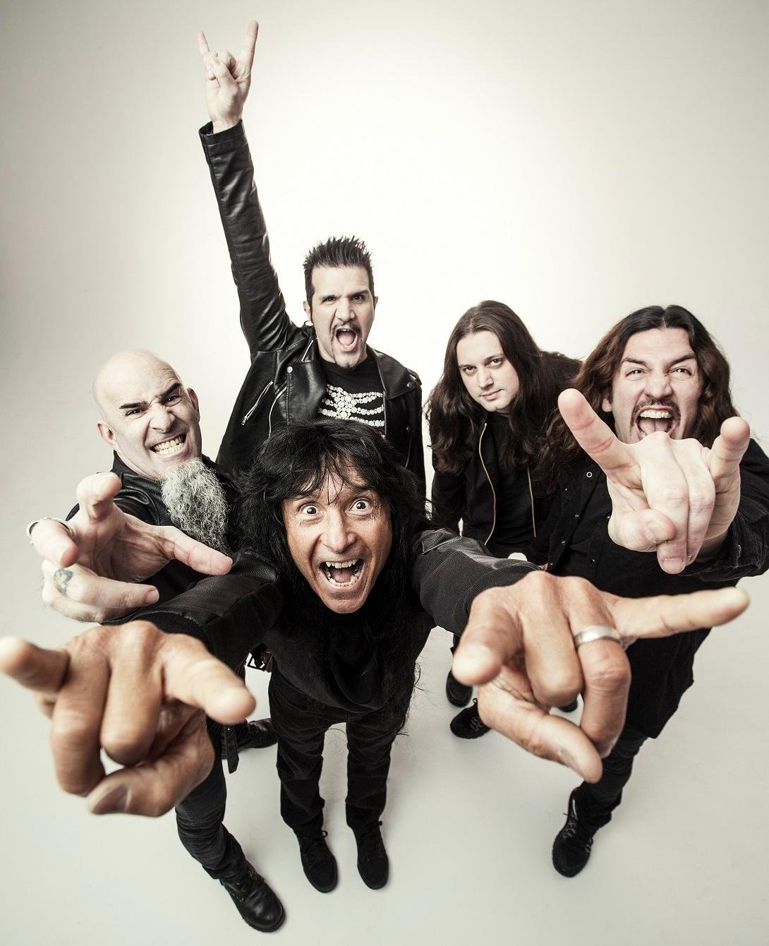 Quinteto &eacute; formado por Charlie Benante, Scott Ian, Jon Donais, Bello, Joey Belladonna