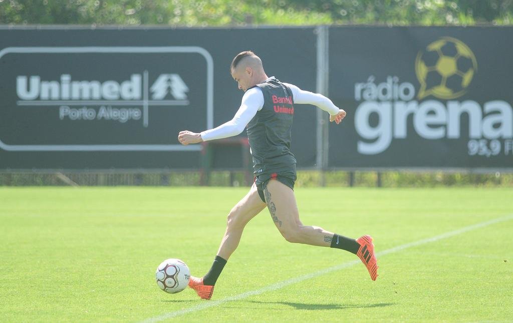 D&acute;Alessandro completar&aacute; contra o Vila Nova 389 e se atuar nos tr&ecirc;s restantes ultrapassa a marca de &Iacute;ndio