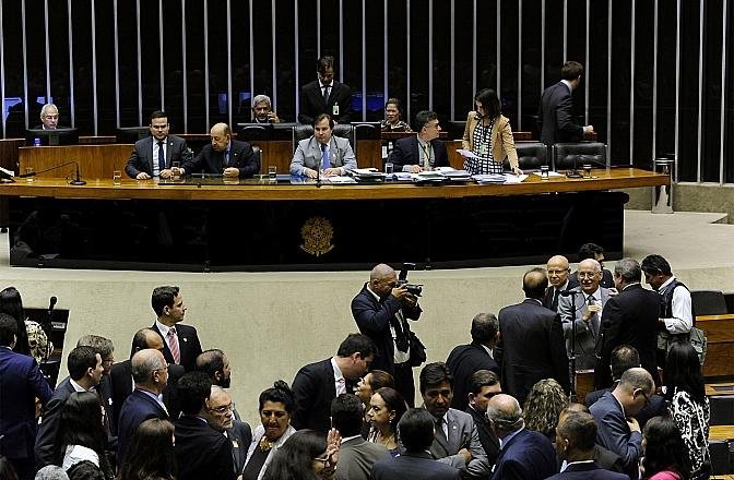 C&acirc;mara aprova cria&ccedil;&atilde;o de cadastro nacional de desaparecidos