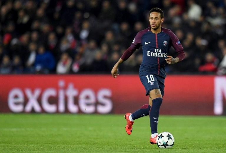 Neymar desmente desentendimentos no PSG e se emociona com elogios de Tite
