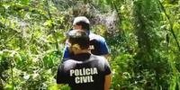 Policiais encontraram o homem em uma mata do Morro Santana, em Porto Alegre