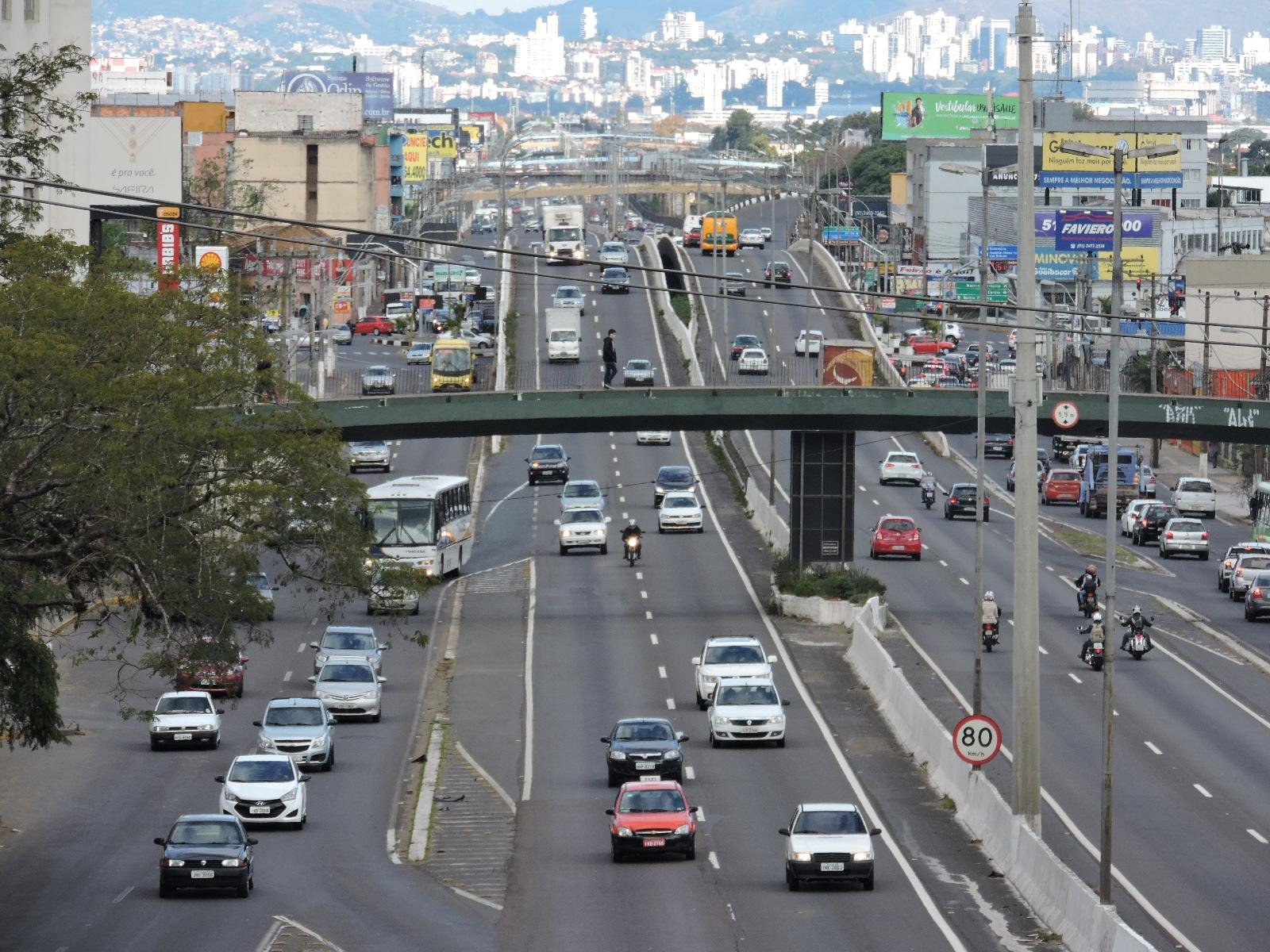 DNIT alerta para execu&ccedil;&atilde;o de servi&ccedil;os na BR 116, em Canoas
