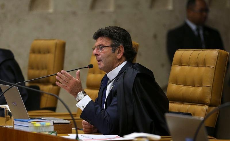 Ex-presidente e deputado s&atilde;o acusados de fazer propaganda eleitoral antecipada