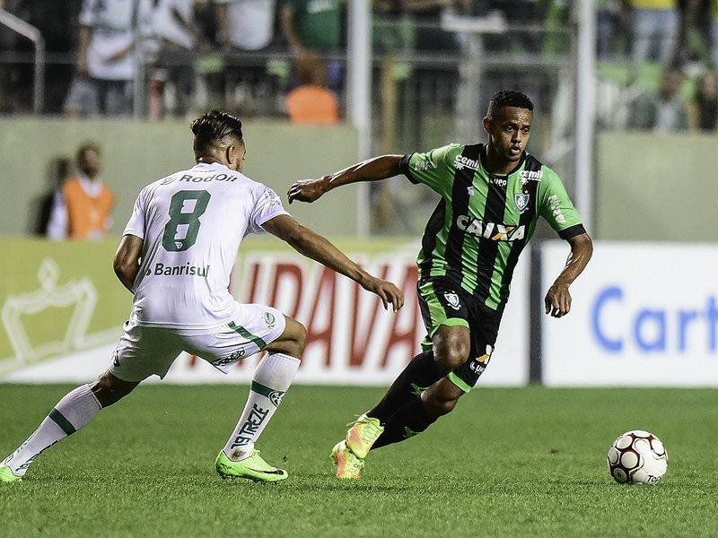 Resultado de 1 a 0 coloca time mineiro 4 pontos na frente do Internacional