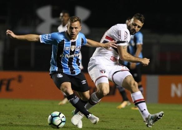 Arthur &eacute; um dos destaques do Gr&ecirc;mio na temporada