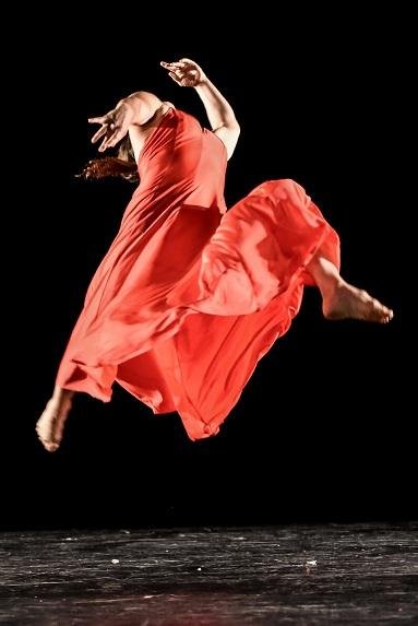 Marilice Bastos &eacute; uma das bailarinas da Mostra 