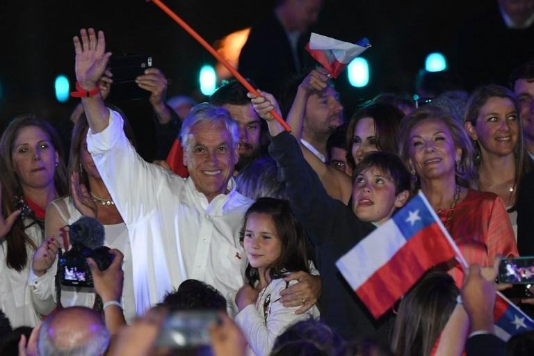 Candidato de direita e ex-presidente Sebasti&aacute;n Pi&ntilde;era lidera pesquisas