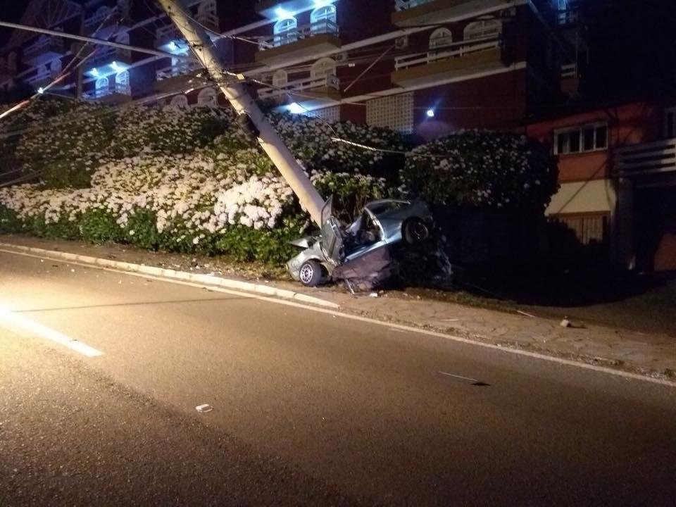 Jovem de 19 anos morreu ap&oacute;s carro colidir em poste na RS 235