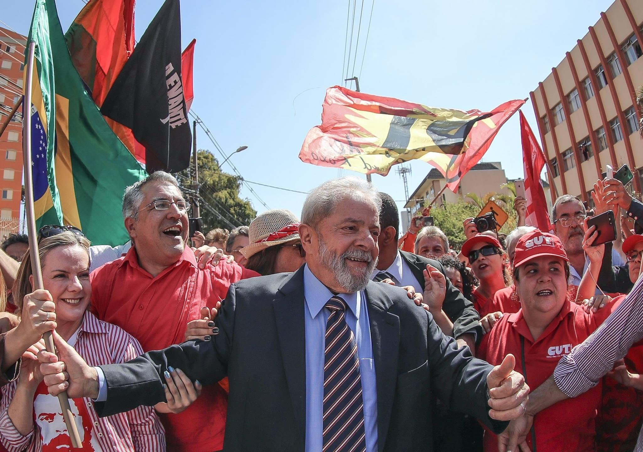 Lula declarou que &eacute; preciso evitar a aprova&ccedil;&atilde;o da reforma da Previd&ecirc;ncia