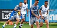 Grêmio intensifica treinos para evitar ansiedade antes da final com Lanús
