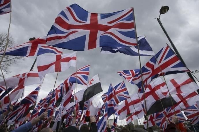 Estados disputam ag&ecirc;ncias que ir&atilde;o deixar Londres ap&oacute;s Brexit