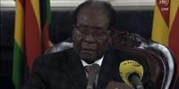 Mugabe se agarra ao poder no Zimbábue, apesar da ameaça de destituição