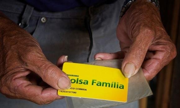 Banco Mundial prop&otilde;e fus&atilde;o de programas sociais no Brasil