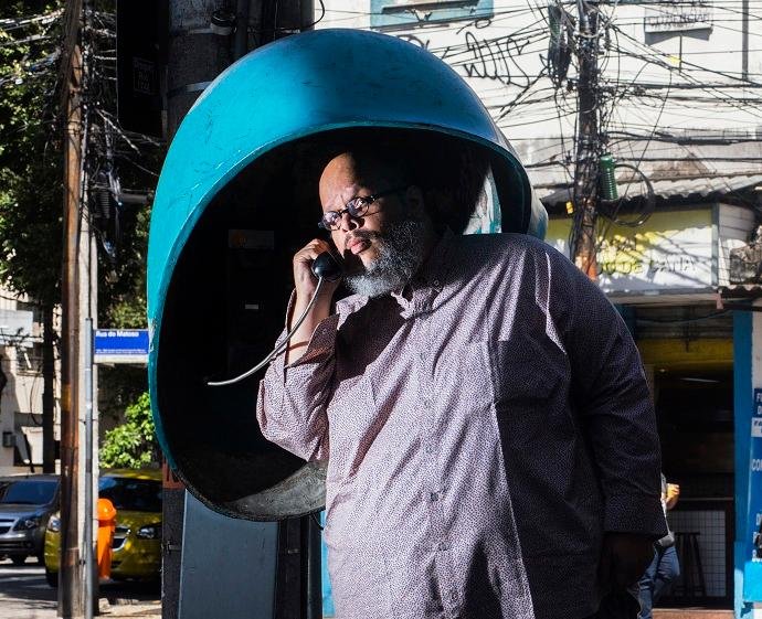 Ed Motta se apresenta em Porto Alegre nesta quinta