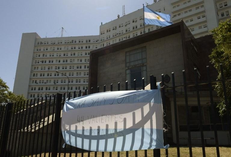 Conhe&ccedil;a alguns dos 44 tripulantes do submarino "ARA San Juan" desaparecido no Atl&acirc;ntico