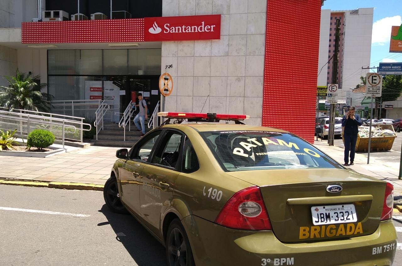 Banco foi fechado ap&oacute;s assalto