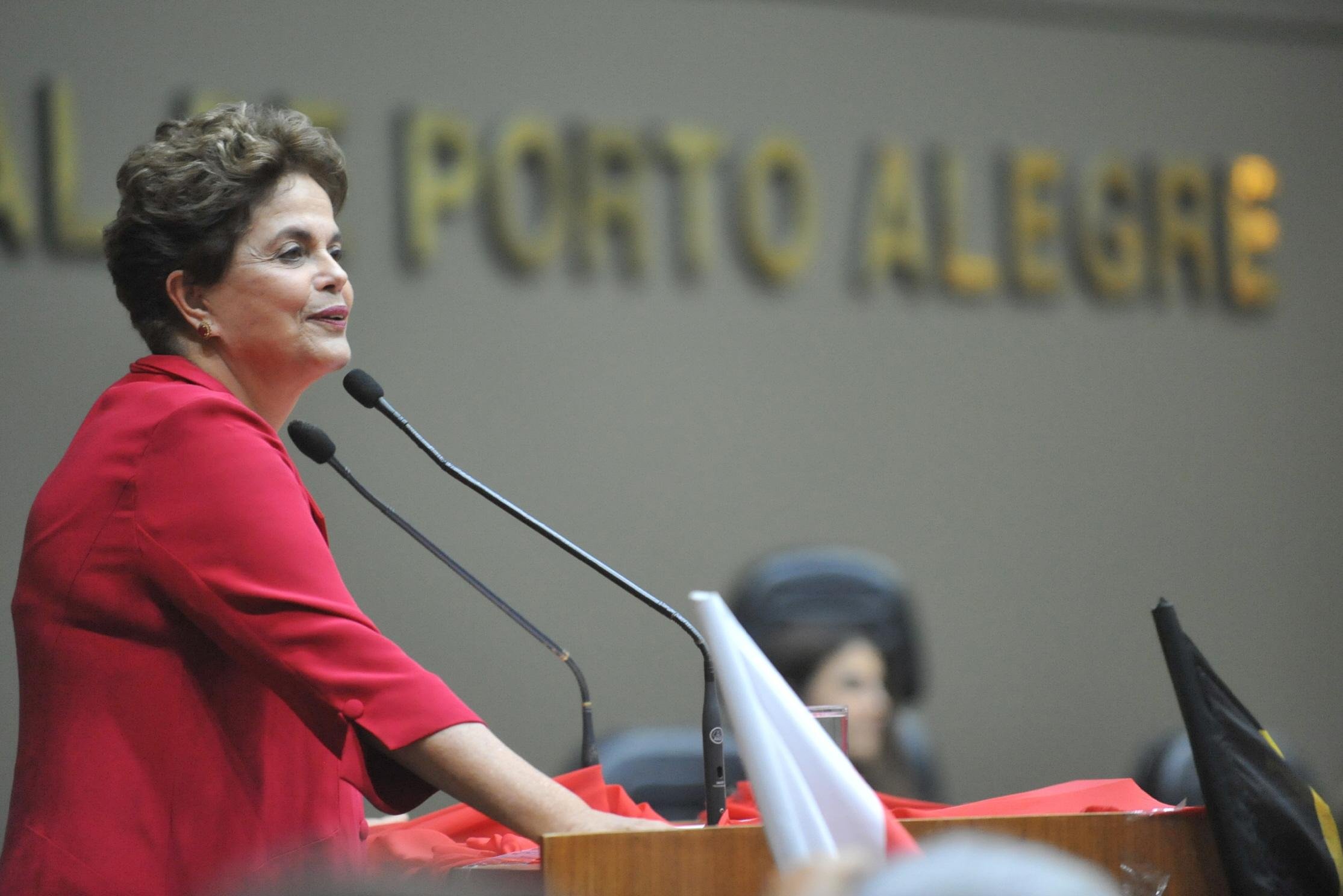 Dilma ser&aacute; candidata em 2018 