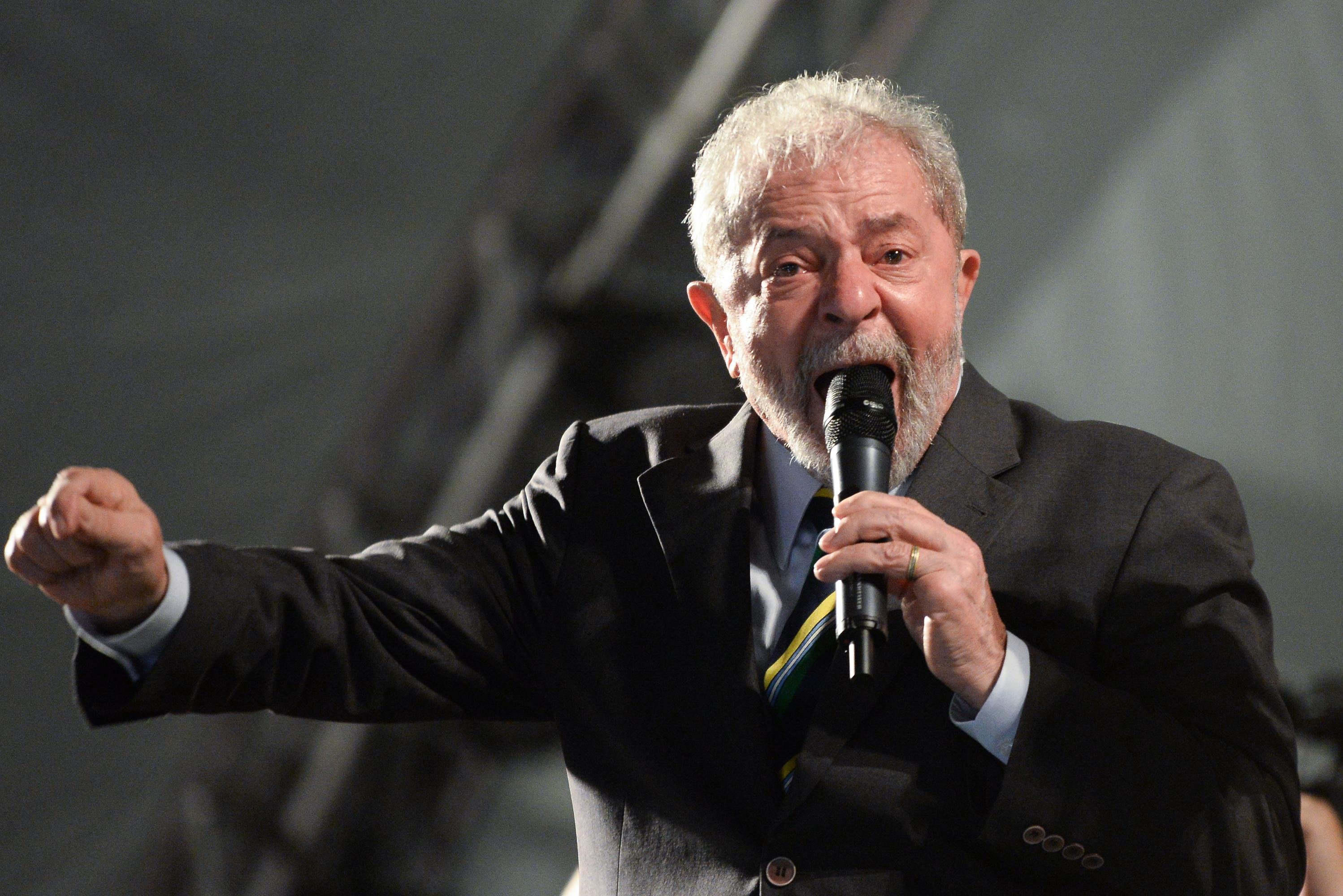TRF4 mant&eacute;m bloqueio de R$ 16 milh&otilde;es do ex-presidente Lula 