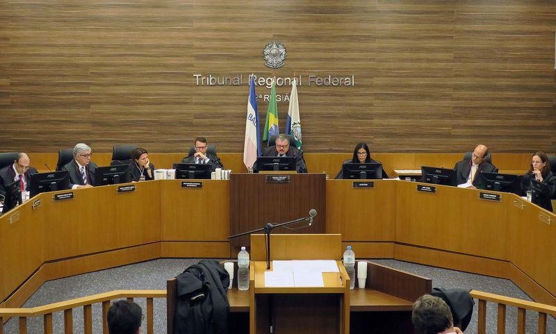 Ministro do STJ nega liminar para soltar Jorge Picciani e Paulo Melo