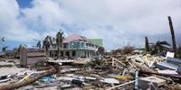 Furacões Irma e Maria causaram 2 bilhões de euros em danos nas ilhas francesas