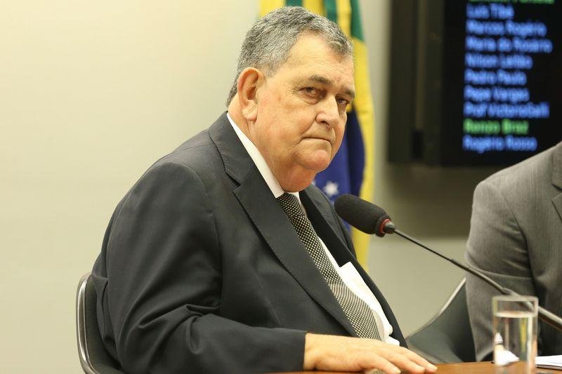 Relator Arnaldo Faria de S&aacute; votou contra Temer nas duas den&uacute;ncias