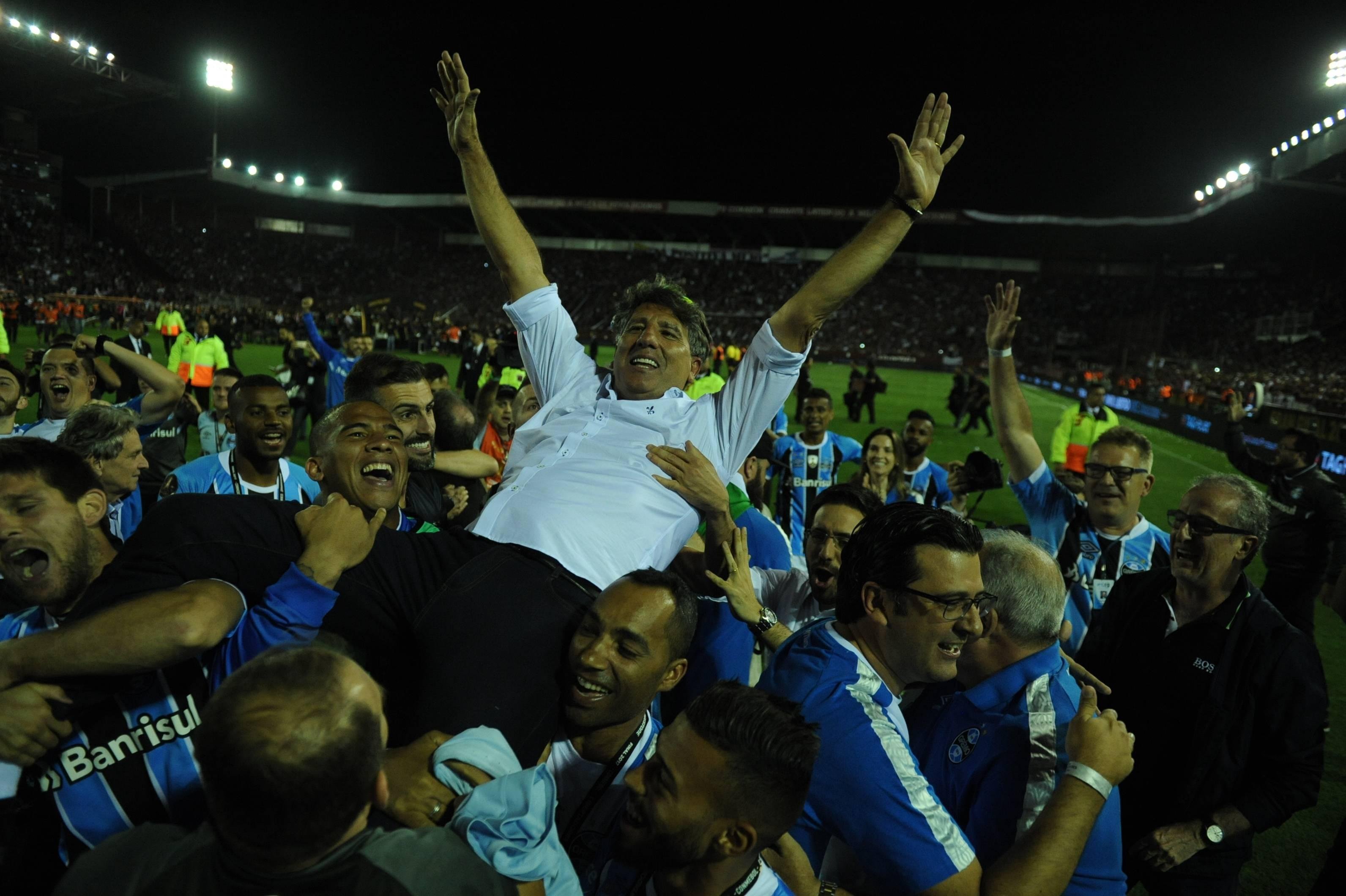 Gr&ecirc;mio conquistou o tri da Am&eacute;rica na Argentina
