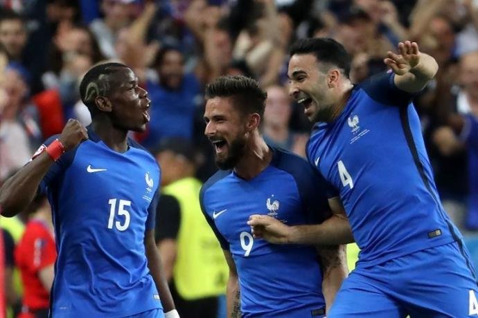 Fran&ccedil;a aposta na juventude para sonhar com Copa do Mundo