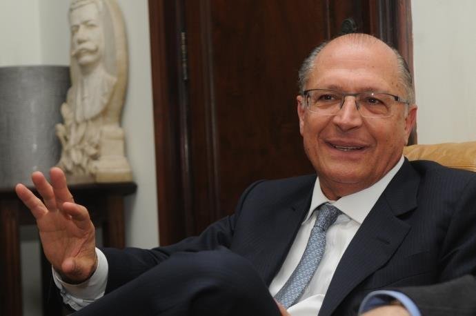 Ministro disse que presidente sabe conduzir negocia&ccedil;&otilde;es em torno dos cargos de primeiro escal&atilde;o