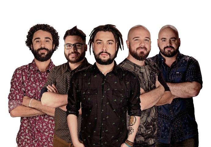 Grupo paulista Maneva comanda a noite no Opini&atilde;o