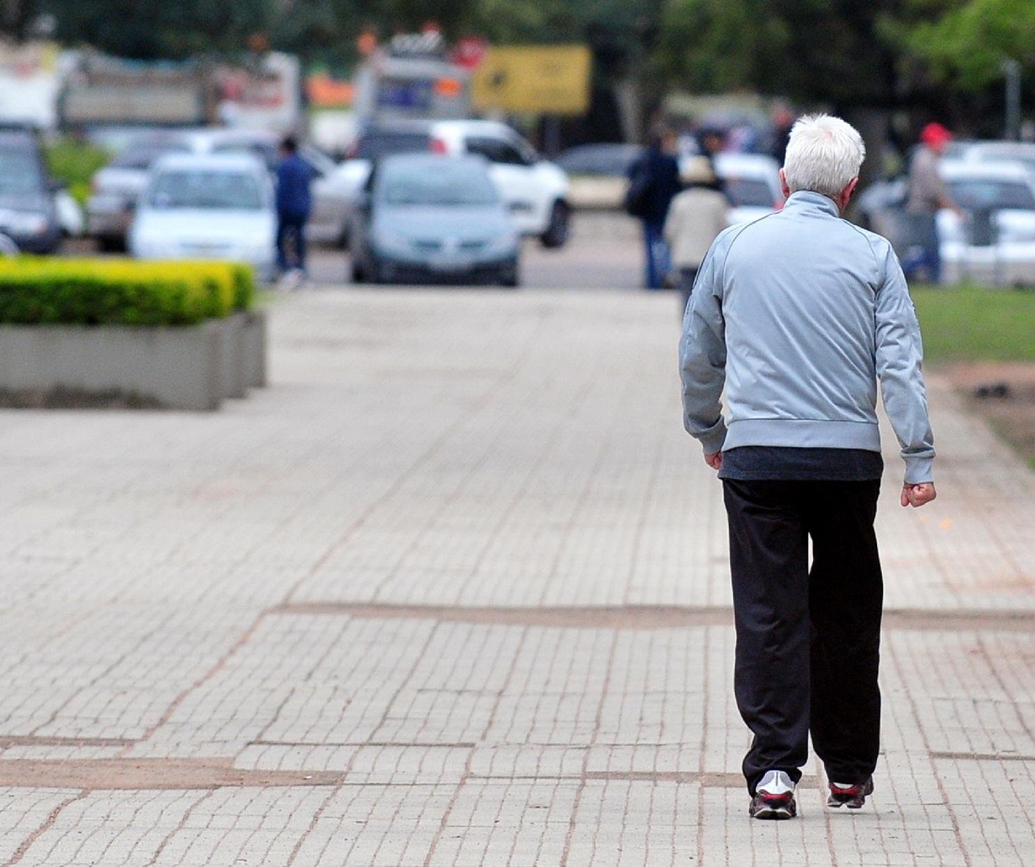 Expectativa de vida do brasileiro em 2016 foi de 75,8 anos, aponta IBGE