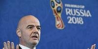 Presidente da FIFA insiste que doping não é um problema no futebol 