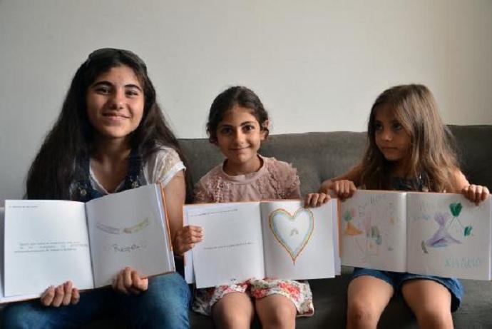 Entre as autoras est&atilde;o as irm&atilde;s s&iacute;rias Shahad, Yasmin e Razan Al Saiddaoud