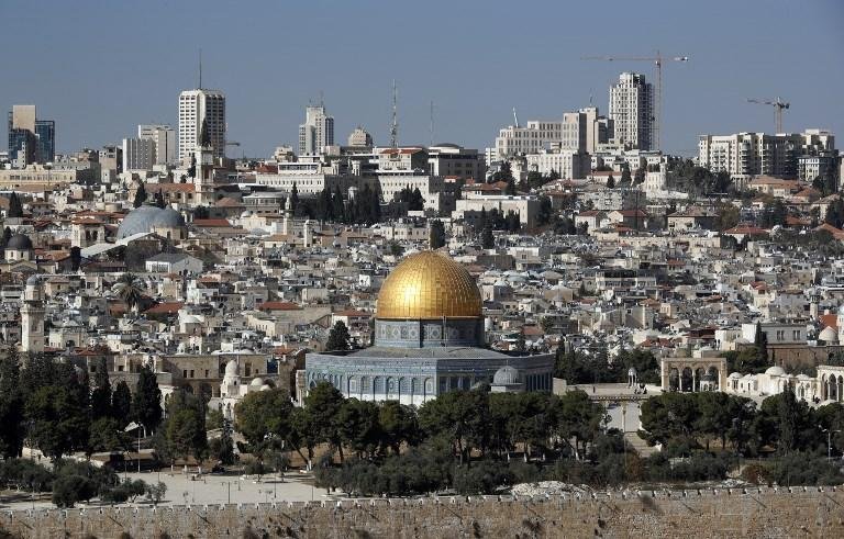 Decis&atilde;o pode provocar f&uacute;ria entre israelenses e &aacute;rabes