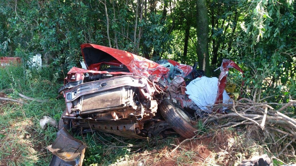Motorista do Fiat Strada morreu no local