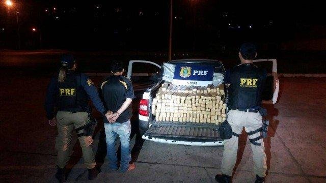 Motorista tentou fugir com carga ilegal a bordo de picape na rodovia Dutra
