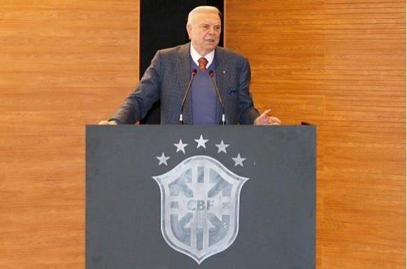 Empresa de Jos&eacute; Maria Marin recebeu propina de R$ 4,9 milh&otilde;es, dizem procuradores