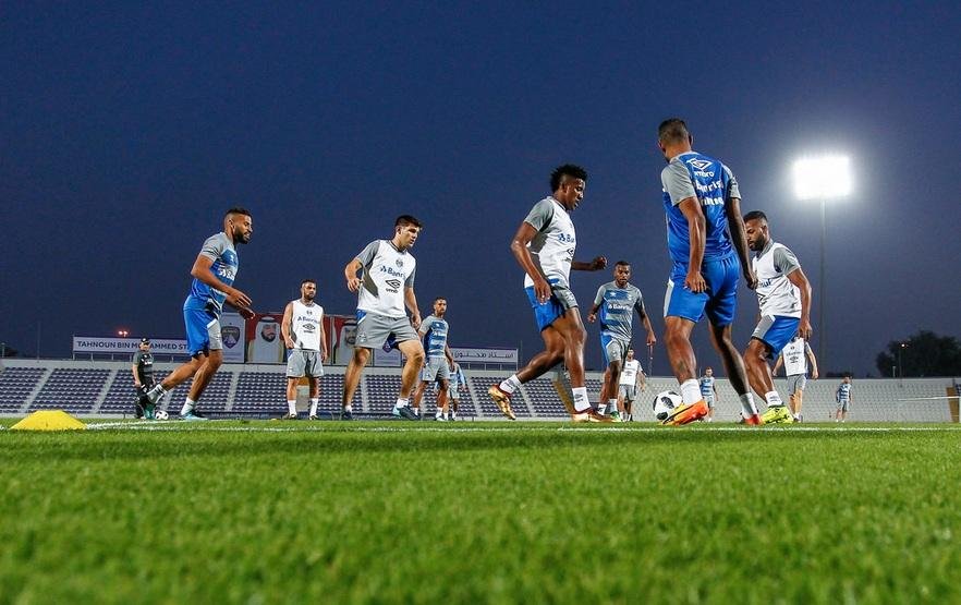 Gr&ecirc;mio troca hor&aacute;rio de treino para assistir ao jogo entre Pachuca e Wydad 