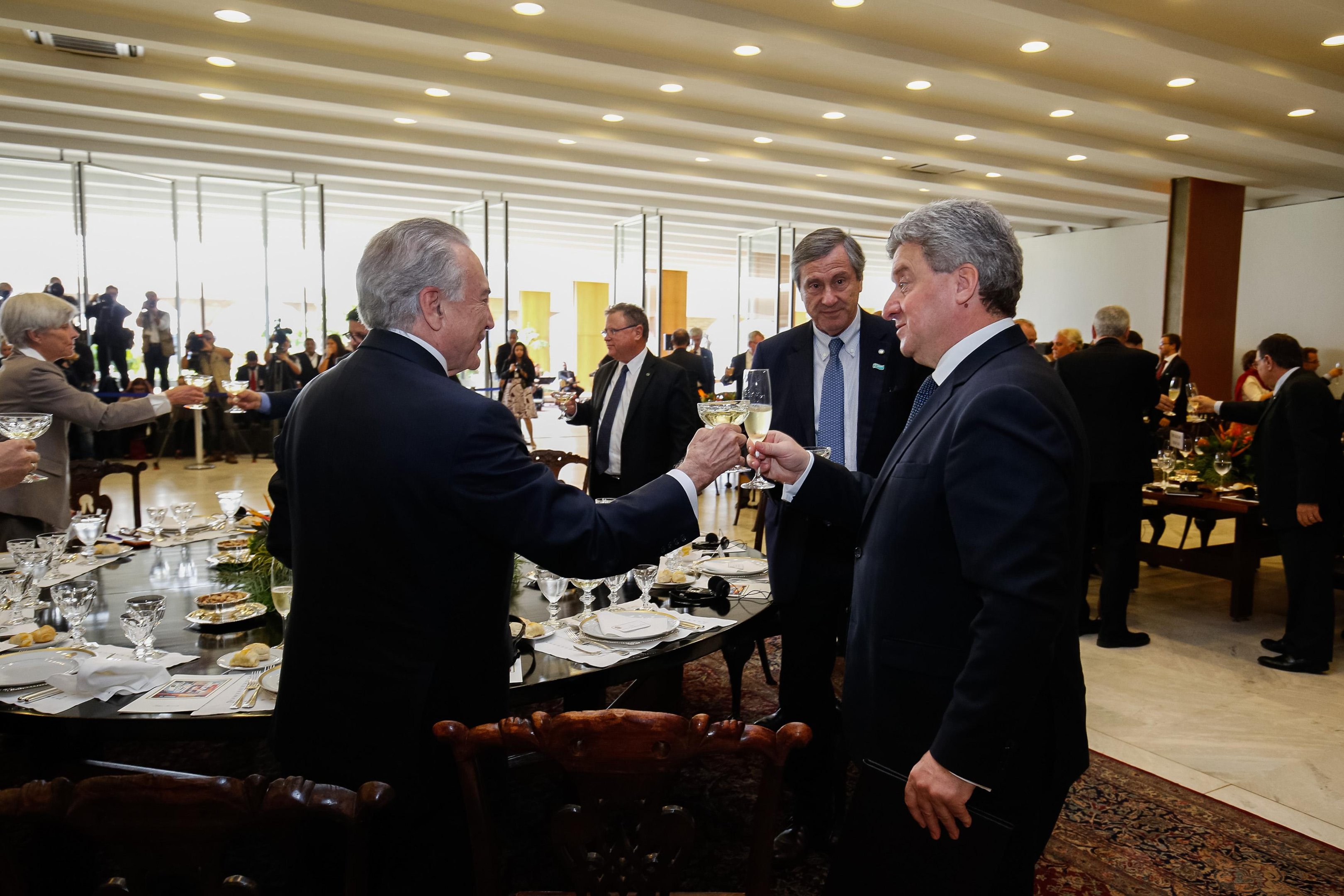 Gjorge Ivanov veio ao Brasil para inaugurar oficialmente a primeira embaixada de seu pa&iacute;s na Am&eacute;rica Latina