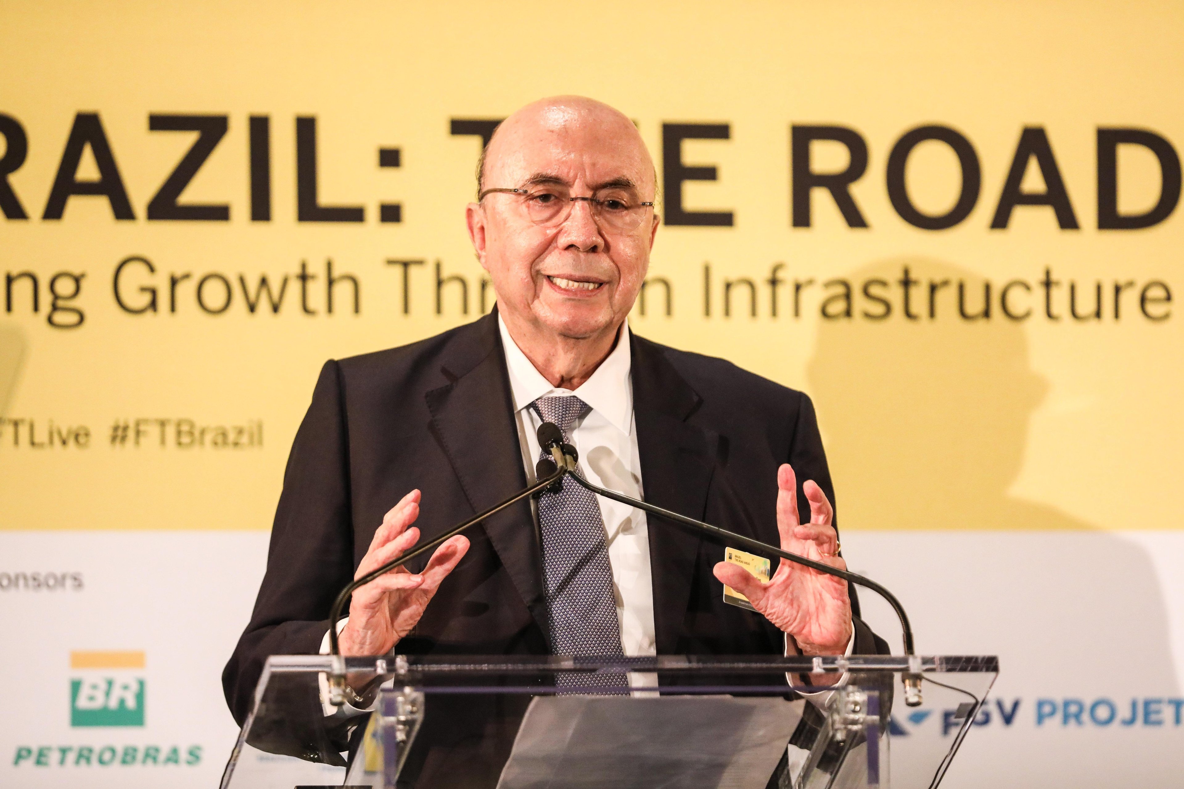 Ministro argumentou que falta de votos n&atilde;o seria o motivo para adiar vota&ccedil;&atilde;o