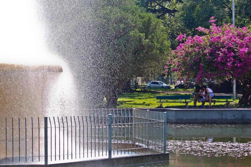 Sol predomina nesta quarta e temperatura supera os 30&deg;C no RS